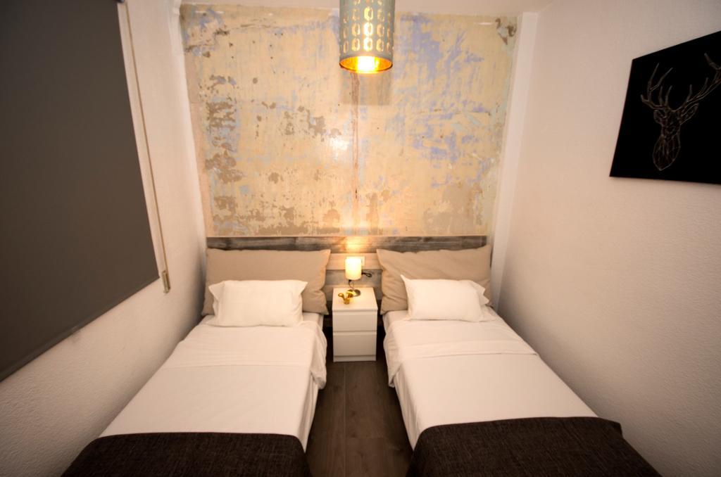 The Art Boutique Colon Apartment Валенсия Екстериор снимка